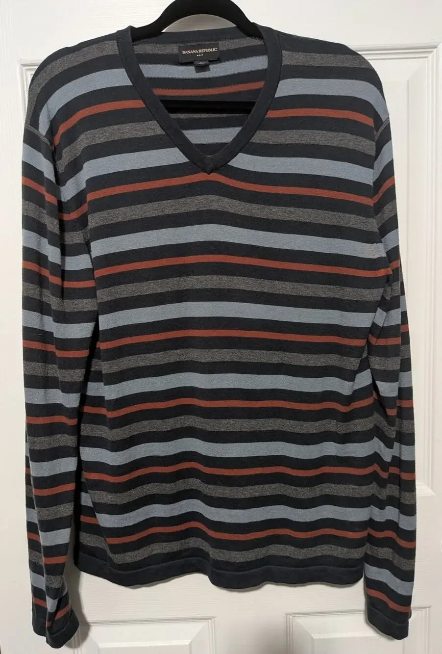 Banana Republic Men's V Neck Striped Sweater Gray Blue Rust Orange Size Medium